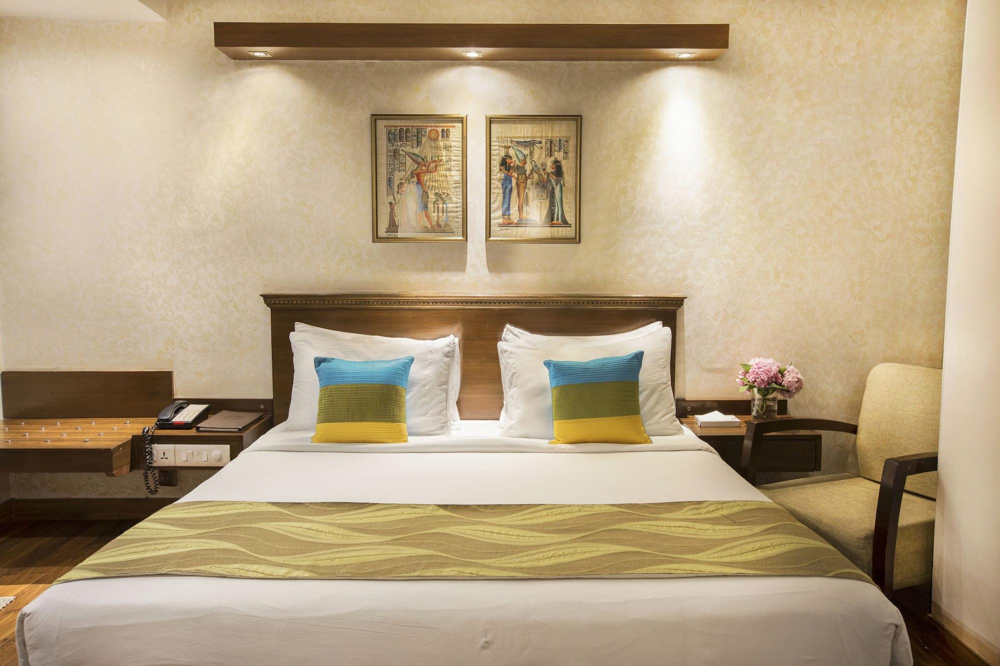 Rockland Hotel, C.R Park New Delhi Extérieur photo
